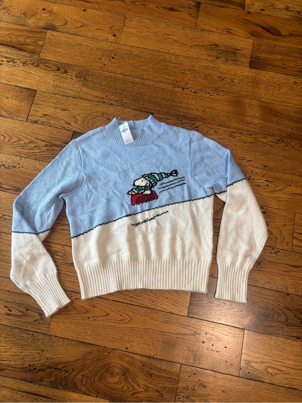 NWT American Eagle Light Blue and Cream Women’s Knit Sweater with Snoopy Motif